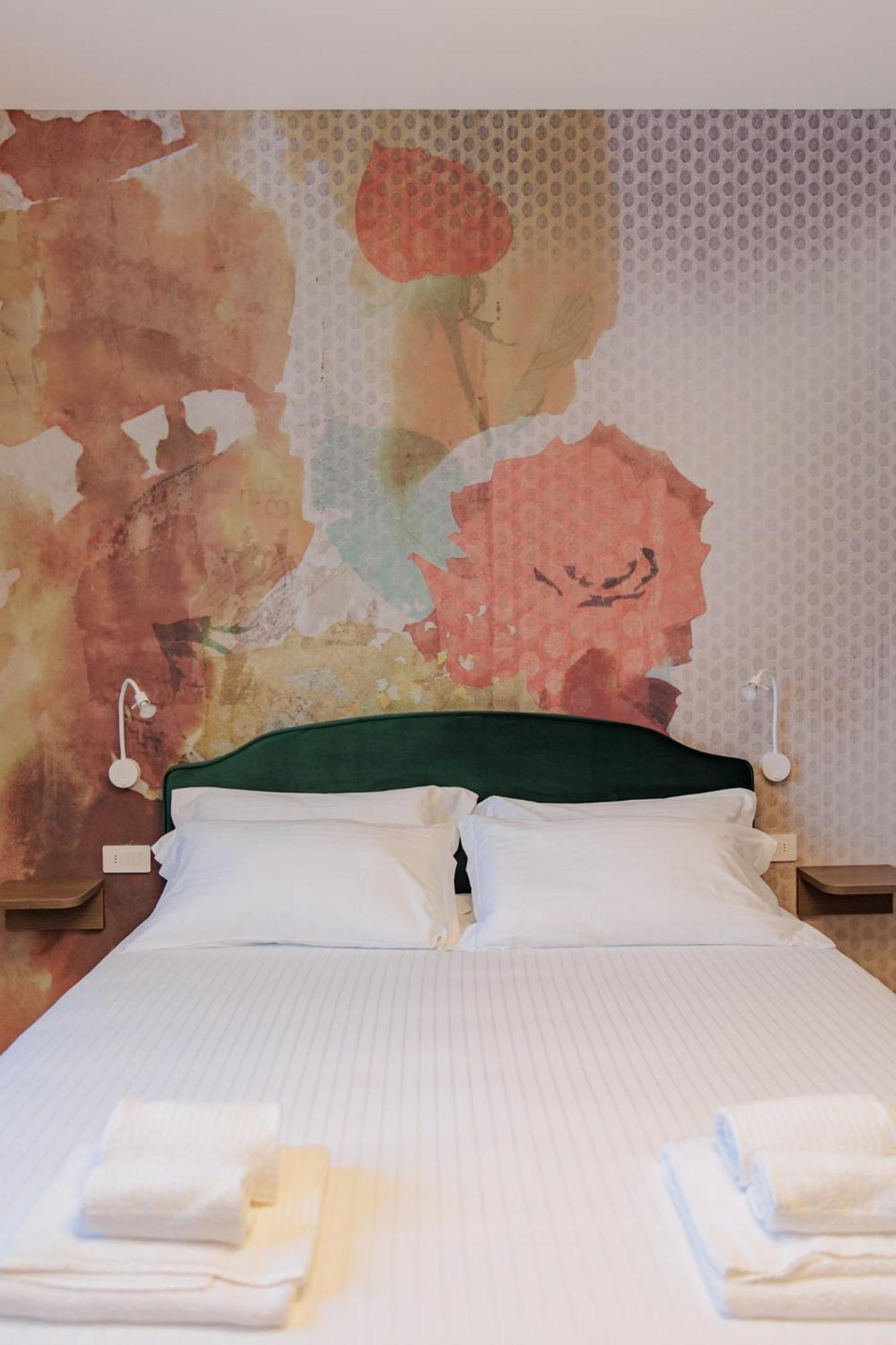 Ophelia Hotel Cazzago San Martino Εξωτερικό φωτογραφία