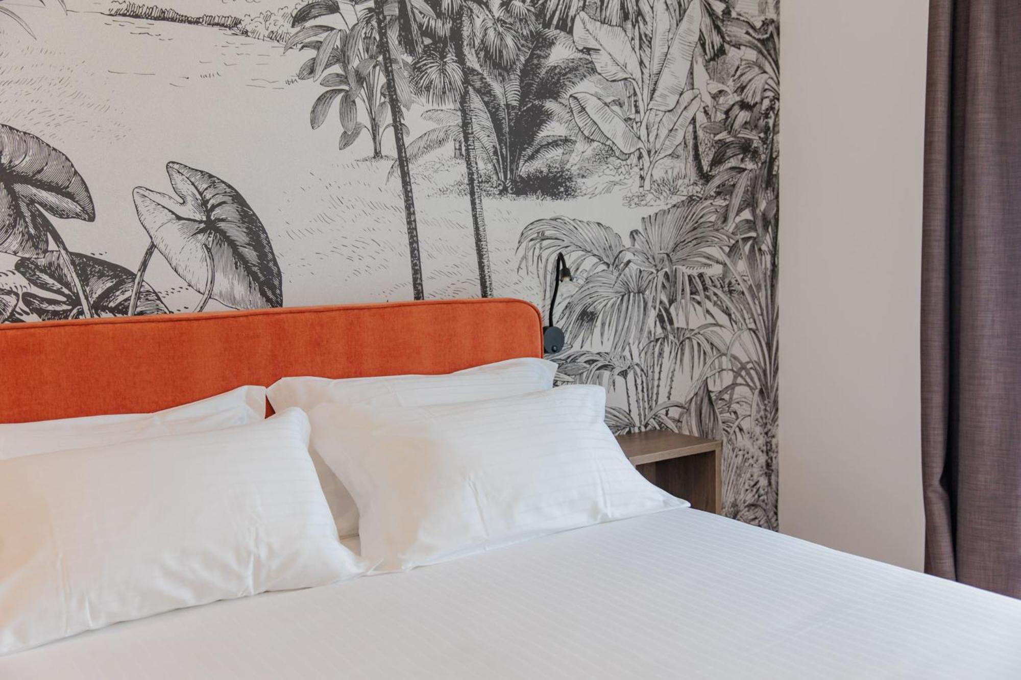 Ophelia Hotel Cazzago San Martino Εξωτερικό φωτογραφία